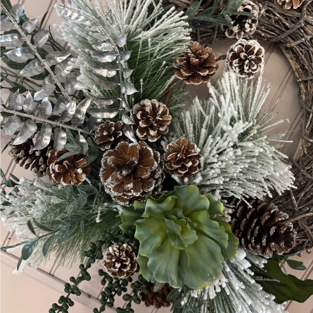 Snow-Kissed Pine and Pinecone Holiday Wreath